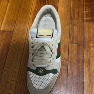 Gucci Men's Beige and Green Sneakers